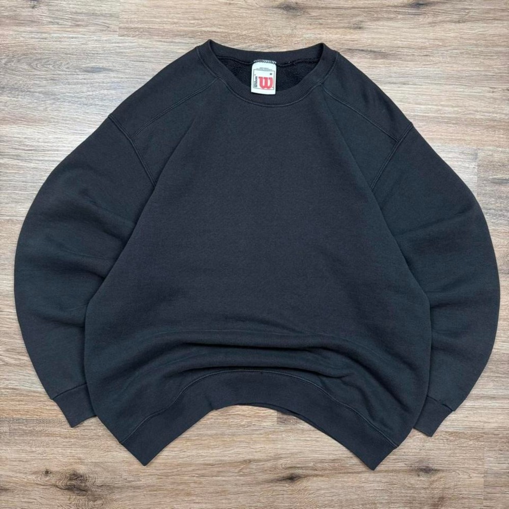 Vintage Wilson Black Crewneck Sweatshirt Minimalist 90s Sportswear Essential